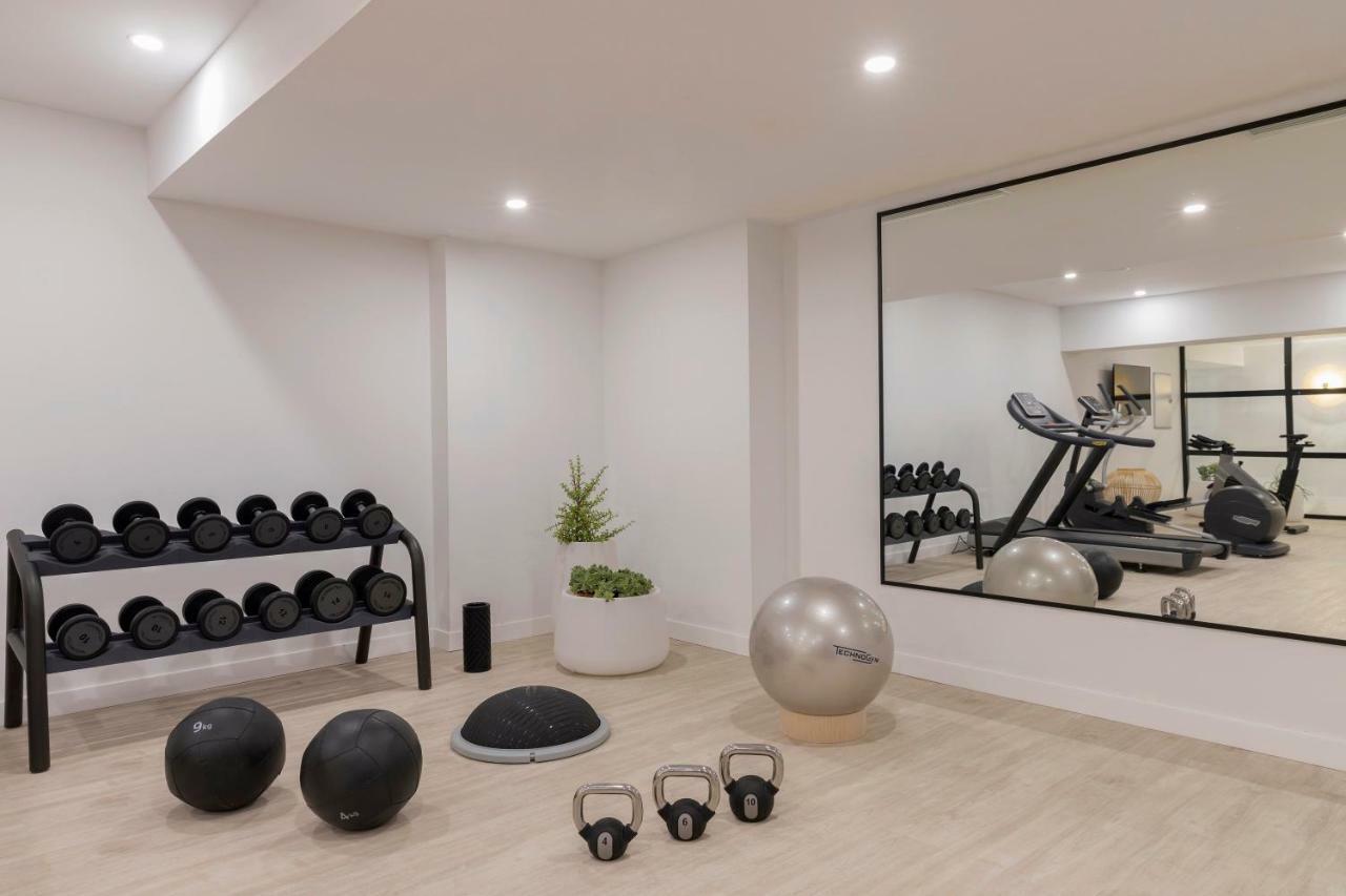 Hm Ayron Park - Adults Only 호텔 플라야 데 팔마 외부 사진 The gym at the 2016 Olympic Village